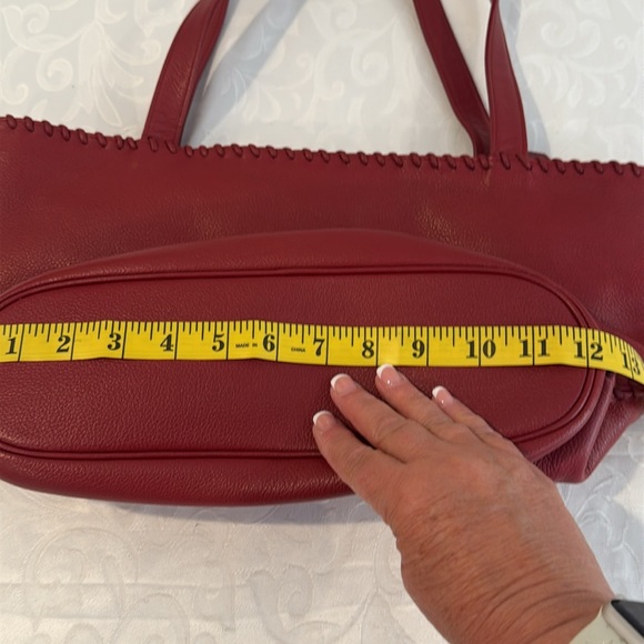 Yves Saint Laurent Red Tote Bag - Picture 8 of 13